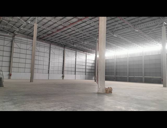 4,788.30M² WAREHOUSE TO LET IN GLEN ANIL